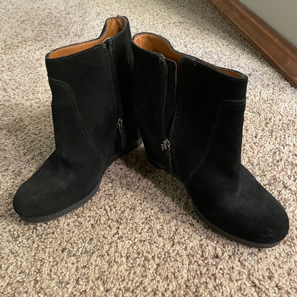 Nine West Platform Bootie